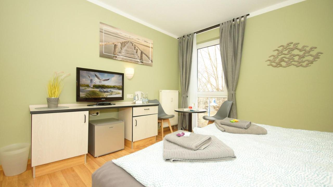 F-1010 Strandhaus Moenchgut Bed&Breakfast Dz 37 Strandnah, Inkl Fruehstueck Лобе Екстериор снимка